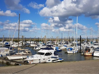 Holiday house Ferienhaus mit drei Bädern in Dornumersiel - Environment photo 24