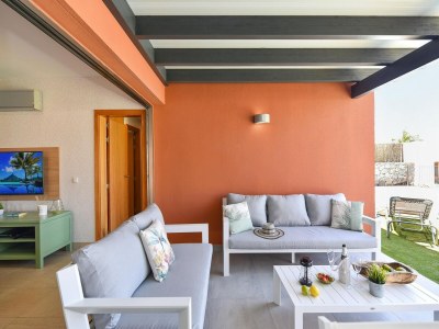 Holiday park Villa in Salobre with Heated Pool & Panoramic Views - Outdoor photo 9