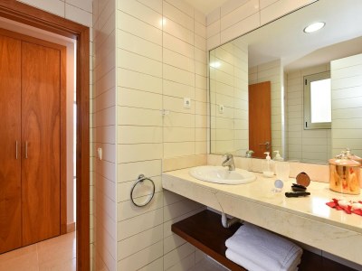 Holiday park Villa in Salobre with Heated Pool & Panoramic Views - Features photo 14