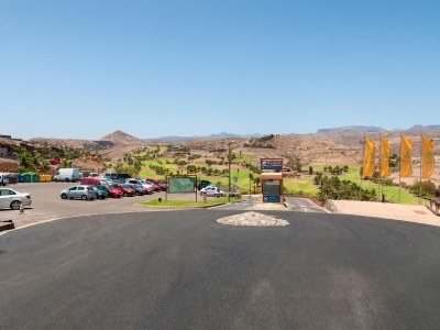 Holiday park Villa in Salobre with Heated Pool & Panoramic Views - Environment photo 32