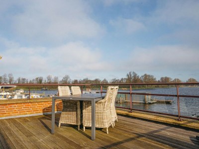 Holiday park Penthouse with Lake Views - Outdoor photo 8