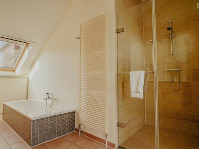 Holiday park Penthouse with Lake Views - Features photo 26