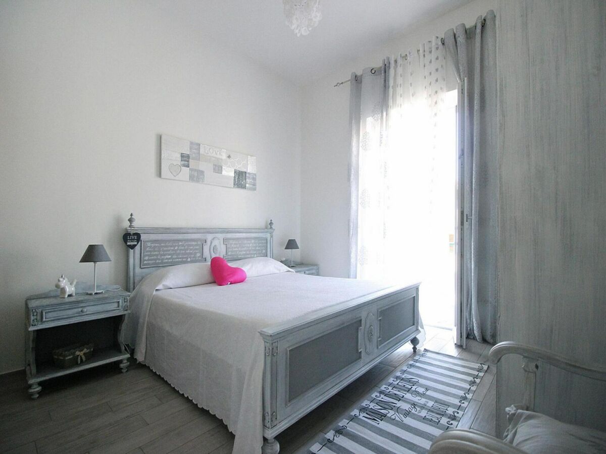 Holiday park Apartment in Ladispoli near Tyrrhenian Sea - Features photo 2