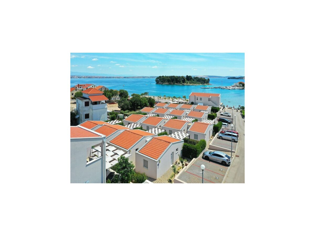 Holiday park Apartment on Ugljan Island by Sandy Beach - Outdoor photo 3