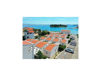 Holiday park Apartment on Ugljan Island by Sandy Beach - Outdoor photo 3