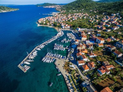 Holiday park Apartment on Ugljan Island by Sandy Beach - Environment photo 35