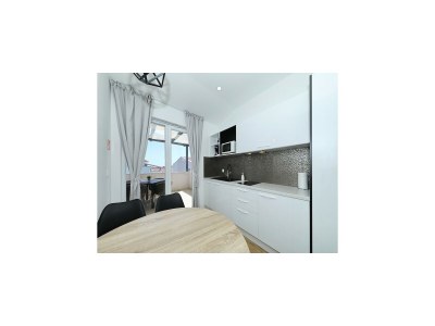 Holiday park Apartment in Ugljan with Beach and Pool - Features photo 33