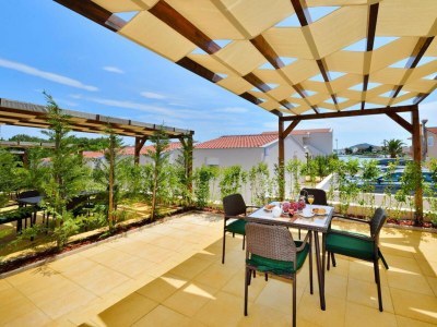 Holiday park Apartment in Ugljan with Beach and Pool - Outdoor photo 43