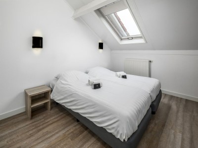 Holiday park Renovated Bungalow nr Beach - Features photo 9