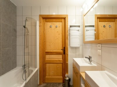 Holiday park Cozy Chalet Near Slopes - Features photo 14