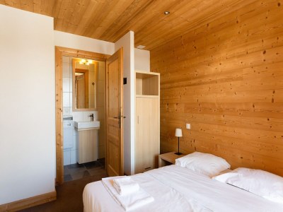 Holiday park Cozy Chalet Near Slopes - Features photo 19