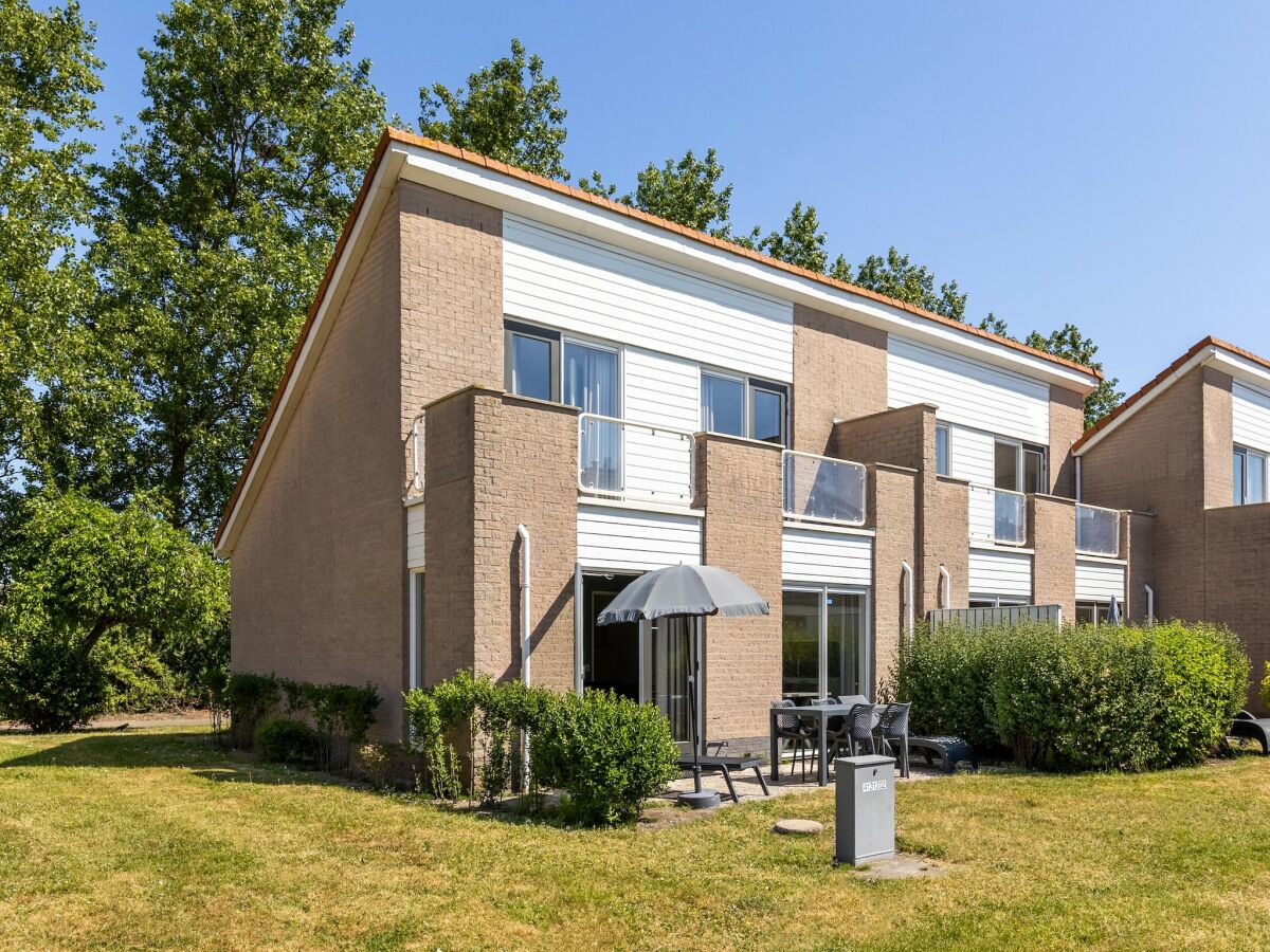 Holiday park Ferienhaus in Zeeland nahe der Küste - Outdoor photo 4