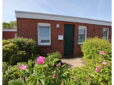 Holiday house Bungalow, Dornumersiel - Outdoor photo 2