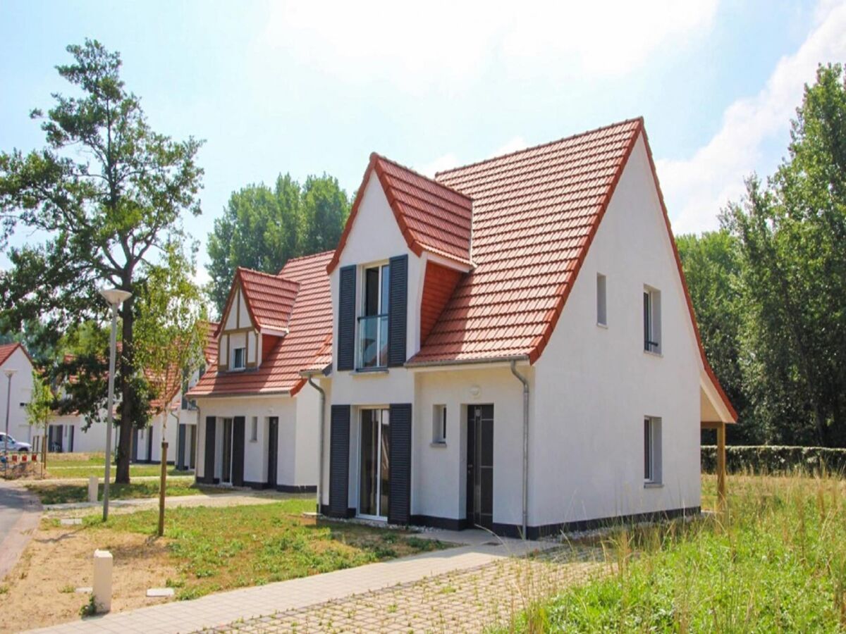 Holiday park Relaxing Escape with Terrace - Outdoor photo 4