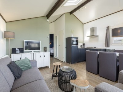 Holiday park Modern chalet near Lake Sneek - Features photo 12