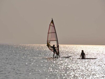 Holiday park Modern chalet near Lake Sneek - Environment photo 18