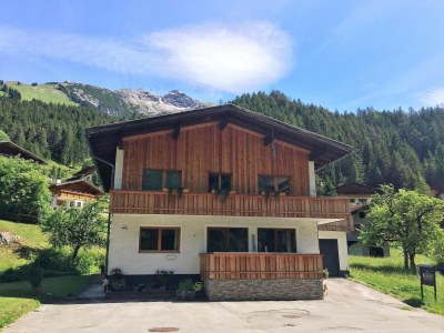 Apartment Chalet in Steeg near Ski Slopes - Outdoor photo 2