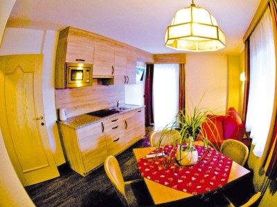 Apartment Apartment in Val Gardena near Ski Slopes - Outdoor photo 9