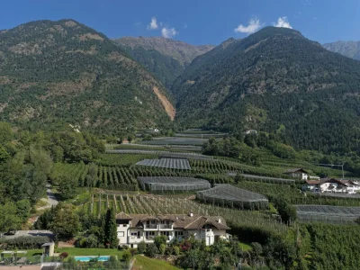 Apartment Wohnung in Goldrain mit Pool und Bergblick - Outdoor photo 11