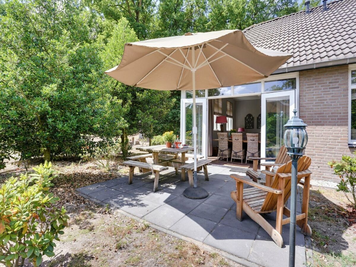 Holiday park Ferienhaus mit Terrasse in Bedafse Bergen - Outdoor photo 5