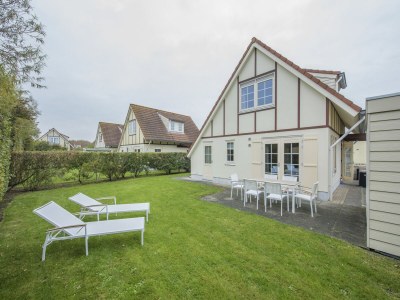 Holiday park Villa in Domburg near North Sea Beach in Domburg - Holiday park