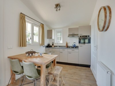 Holiday park Bungalow mit Terrasse in Bedafse Bergen - Features photo 9