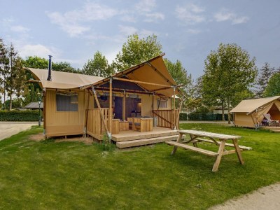 Holiday park Wohnung in den Niederlanden bei Kanälen - Holiday park