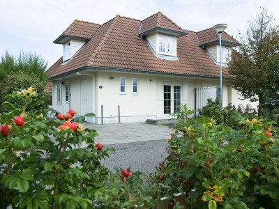 Holiday park Villa in Domburg near North Sea Beach in Domburg - Holiday park