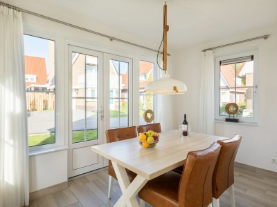 Holiday park Villa in Dishoek nahe Noordzee-Strand - Features photo 18