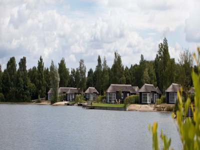 Holiday park Twente Dampfdusche Ferienhaus - Outdoor photo 39