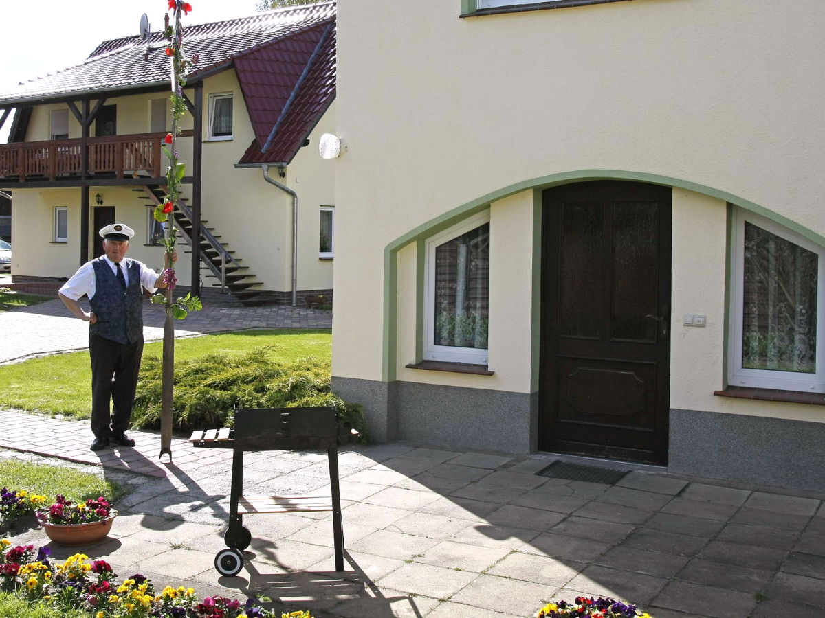 Holiday apartment No. 4 "Am Gurkenradweg" - Outdoor photo 3