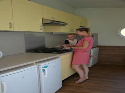 Holiday park Bungalow in 's-Gravenzande with Nautical Charm - Features photo 8