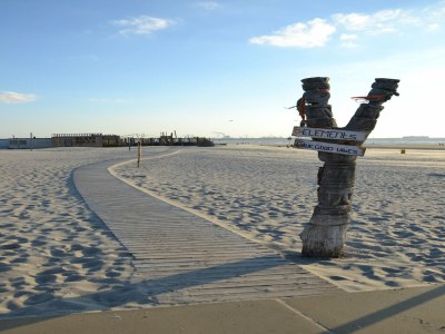 Holiday park Bungalow in 's-Gravenzande with Nautical Charm - Environment photo 22