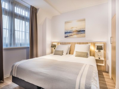 Holiday park Apartment in Zeeland with Luxury Amenities - Features photo 7