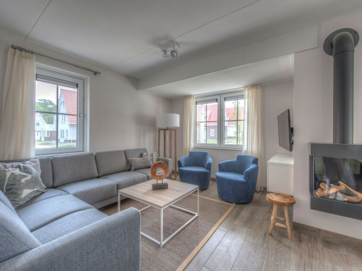 Holiday park Villa near Noordzee with Luxury Interiors - Features photo 2