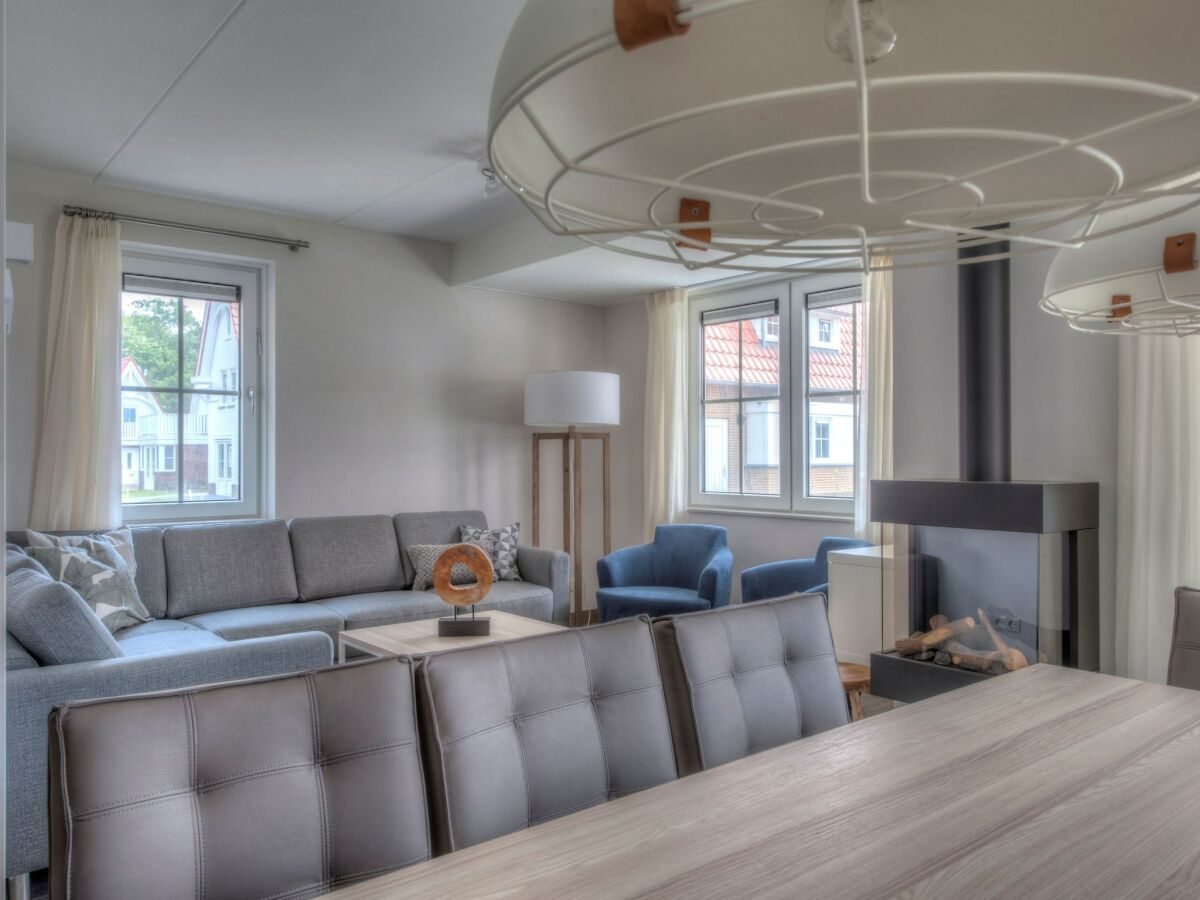 Holiday park Villa near Noordzee with Luxury Interiors - Features photo 3