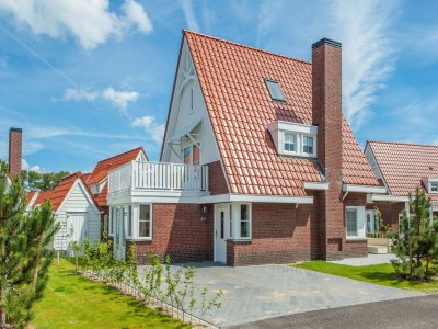 Holiday park Villa near Noordzee with Luxury Interiors in Veere - Holiday park