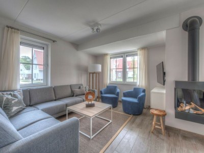 Holiday park Villa near Noordzee with Luxury Interiors - Features photo 2