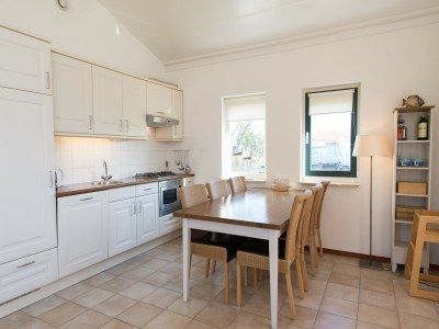 Holiday park Spacious Renovated single-storey bungalow - Features photo 3