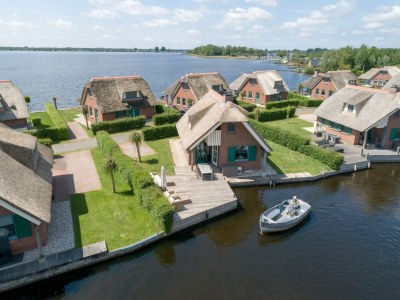 Holiday park Giethoorn Villa with Modern Touch - Outdoor photo 2