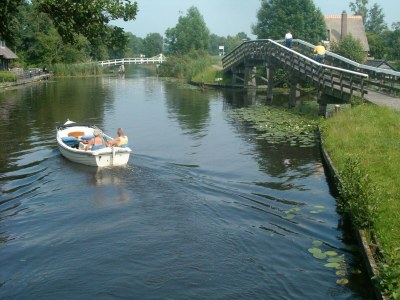 Holiday park Giethoorn Villa with Modern Touch - Environment photo 17