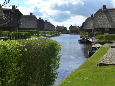 Holiday park Giethoorn Villa with Modern Touch - Environment photo 38