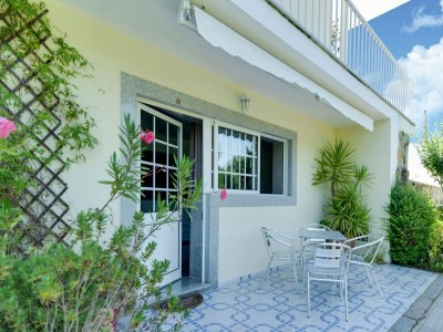 Holiday park Gehobene Villa mit Swimmingpool und Terrasse - Outdoor photo 4