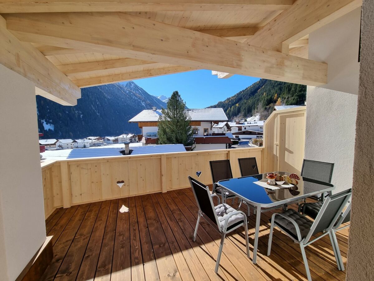 Apartment Apartment in Stubai Alps with SuperCard - Outdoor photo 3