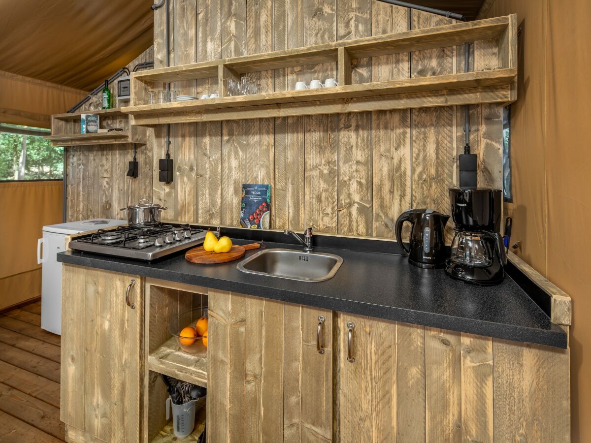 Holiday park Safari Tent in Eindhoven near Nature Park - Features photo 3