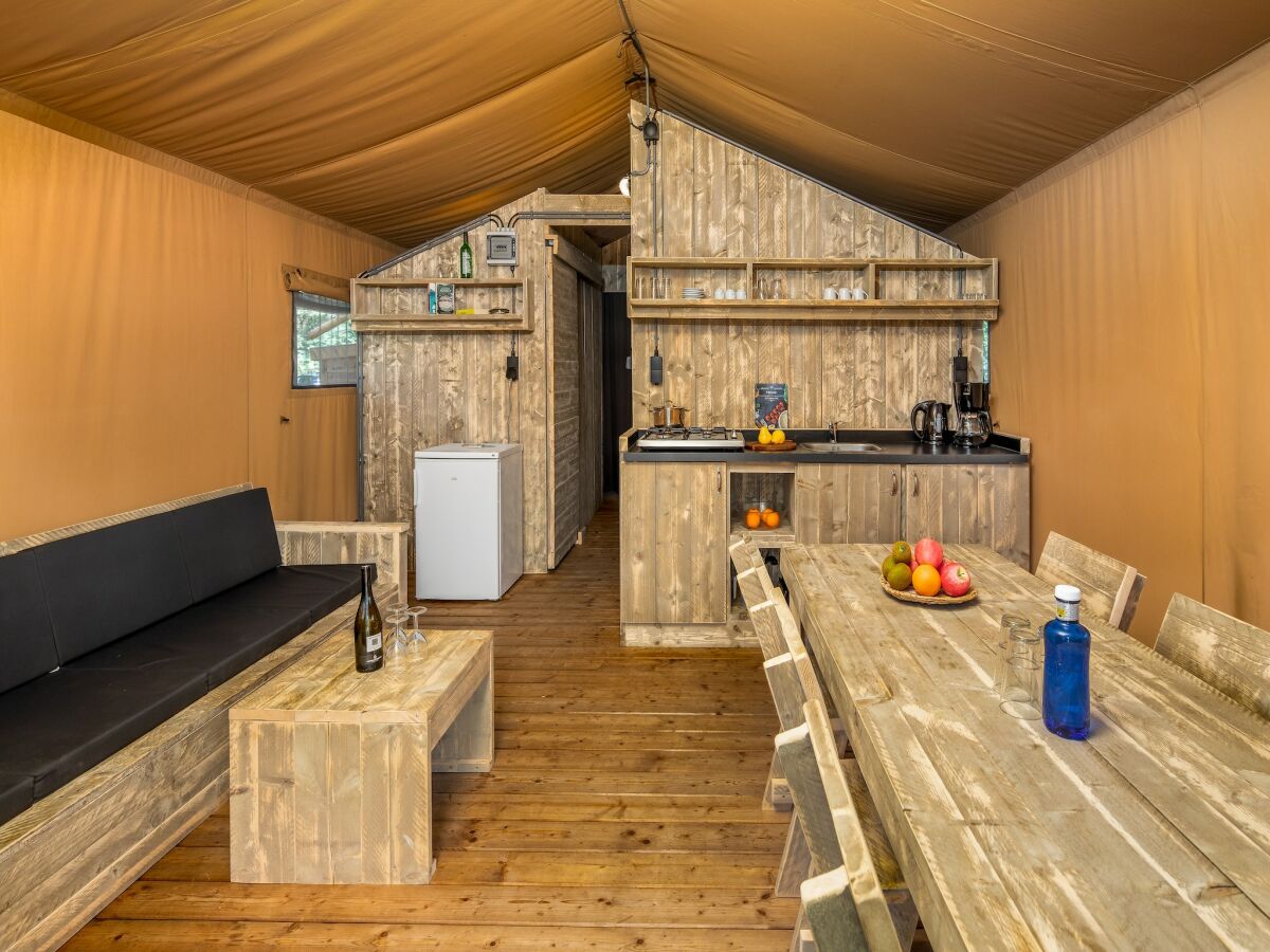 Holiday park Safari Tent in Eindhoven near Nature Park - Features photo 4