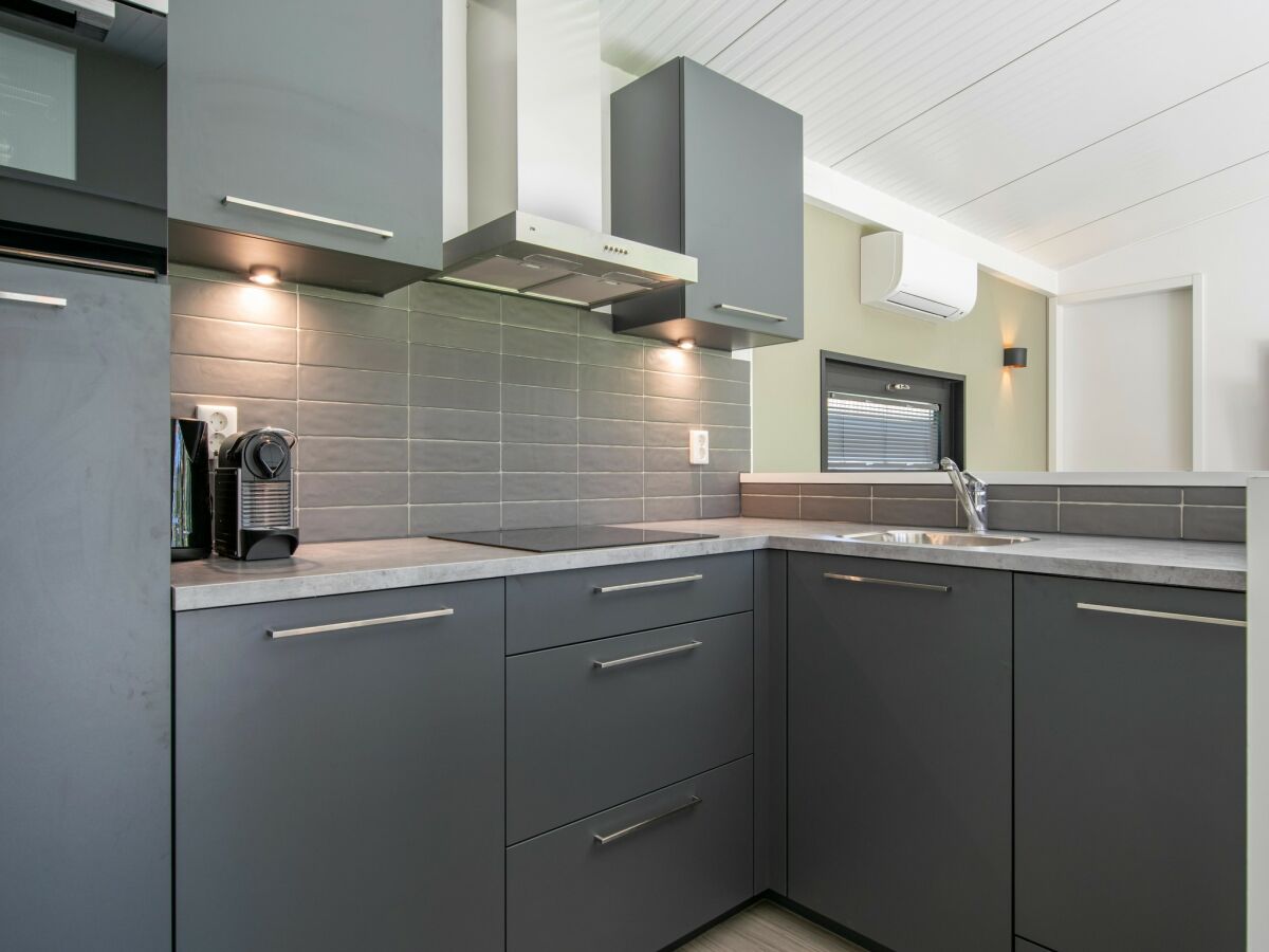 Holiday park Air-Conditioned Chalet near Eindhoven - Features photo 5