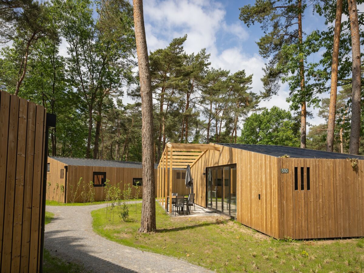 Holiday park Chalet bei Eindhoven im Grünen