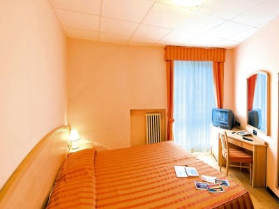 Holiday park Wohnung am Lago Maggiore mit Bootsanleger - Features photo 17