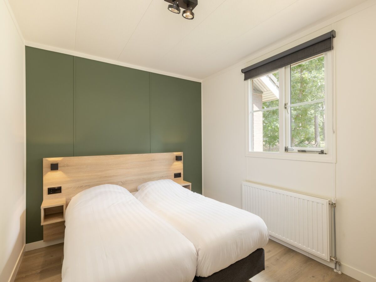 Holiday park Bungalow in Park De Peel - Car-Free Retreat - Features photo 5